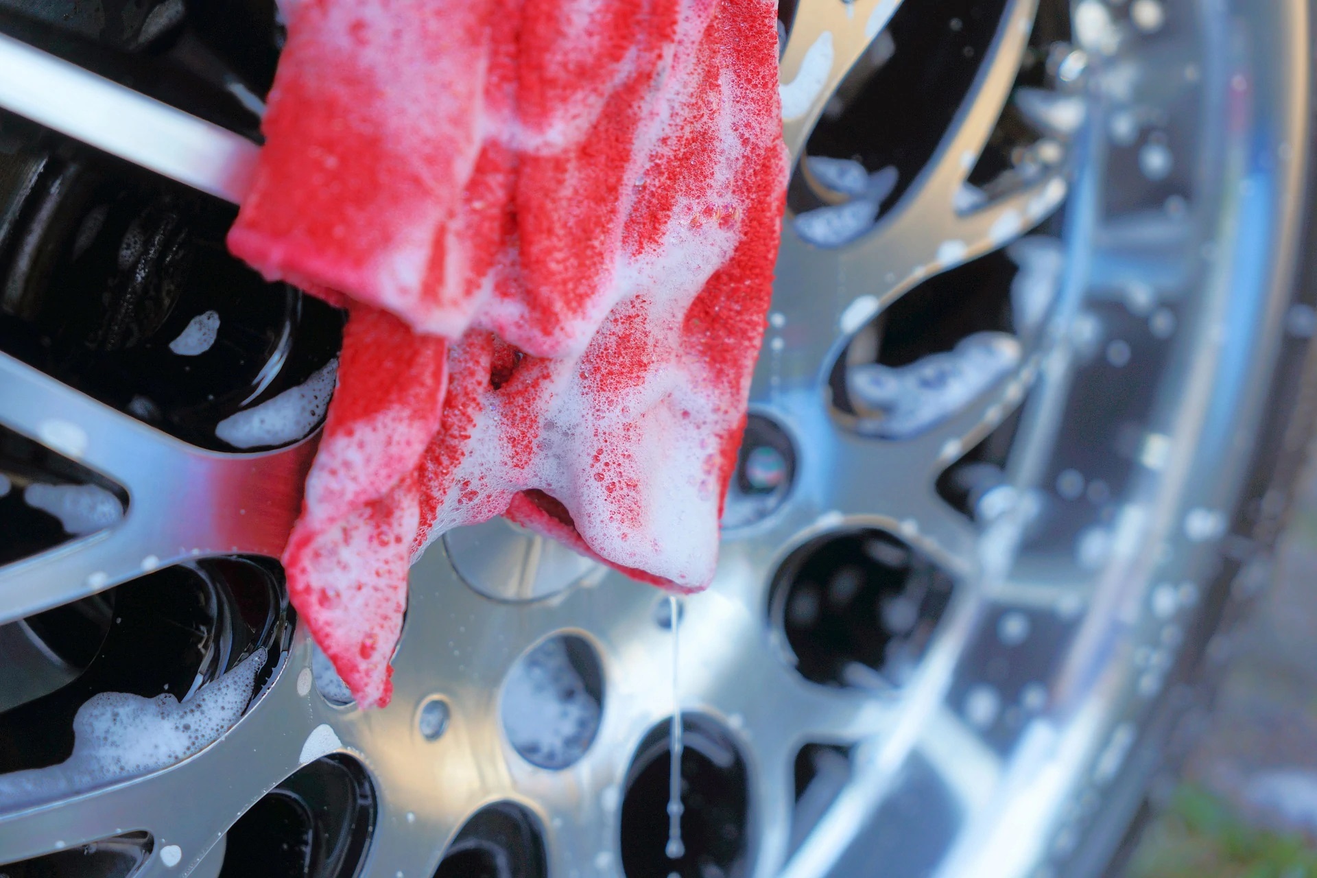 Jak správně umýt auto?